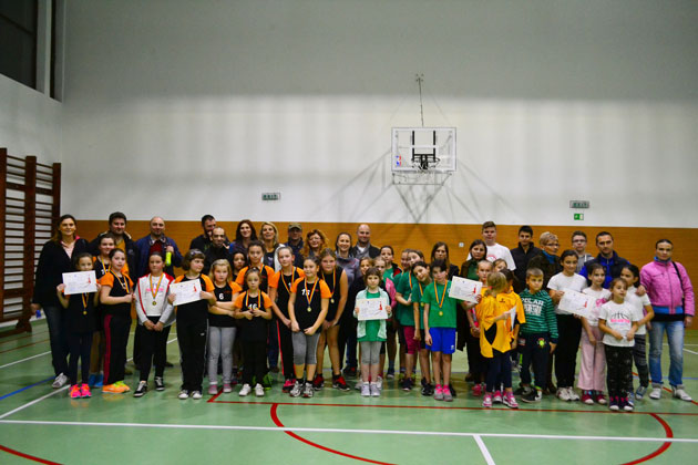 ”Educaţie şcolară prin baschet”, proiect  cu participare numeroasă