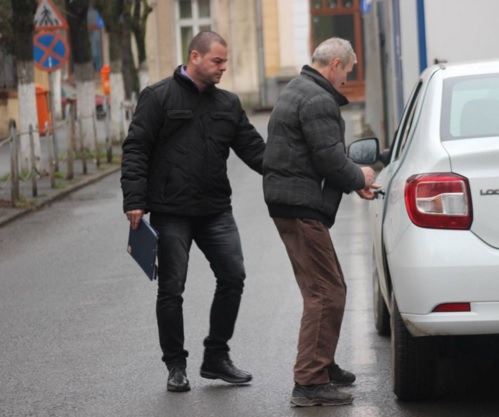 Crăciun ÎNSÂNGERAT. CRIMINALUL din NEGREȘTI, ARESTAT pentru 30 de zile.