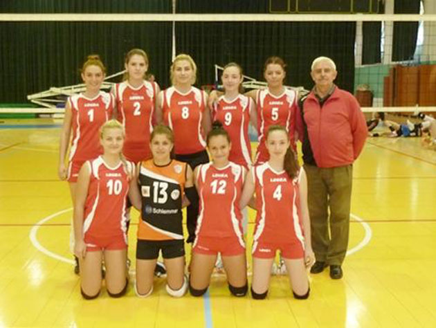 Începe returul în A2