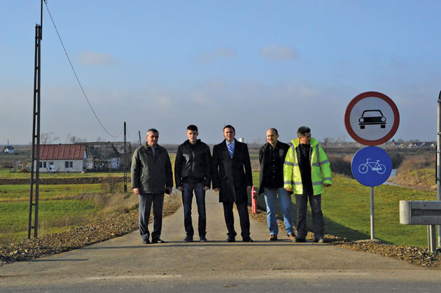 Pe două roţi între Turulung şi Magosliget