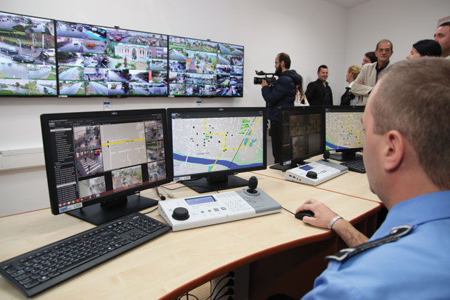 VIGILENȚĂ. BIG-BROTHER își face DATORIA la Satu Mare. Mii de AUTOSESIZĂRI ale Poliției Lcoale