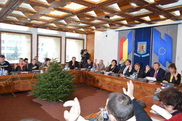 Aproape 2 milioane de lei, repartizate cultelor de Consiliul Judeţean