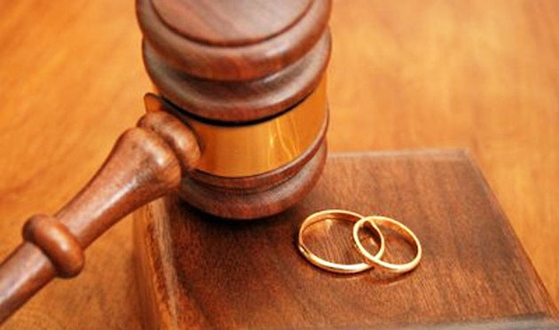 Divorţurile au depăşit căsătoriile în noiembrie