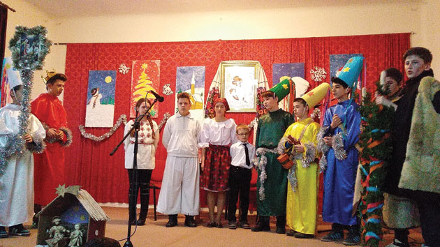 Spectacol extraordinar de colinde la Şcoala  “Vasile Lucaciu” Carei