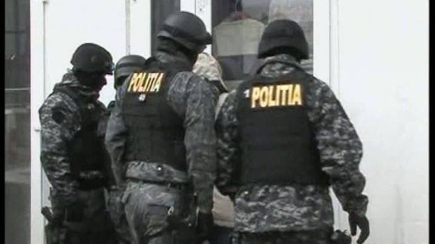 PERCHEZIŢII la TRAFICAŢII  de PETARDE şi MATERIALE PIROTEHNICE din SATU MARE