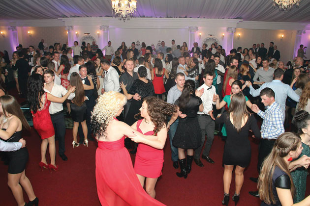 Restaurantele vor fi pline de Revelion