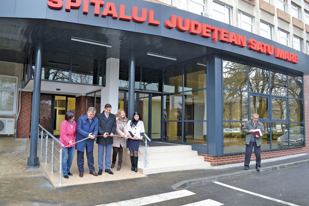 Intrarea ultramodernă a Spitalului Judeţean a fost inaugurată