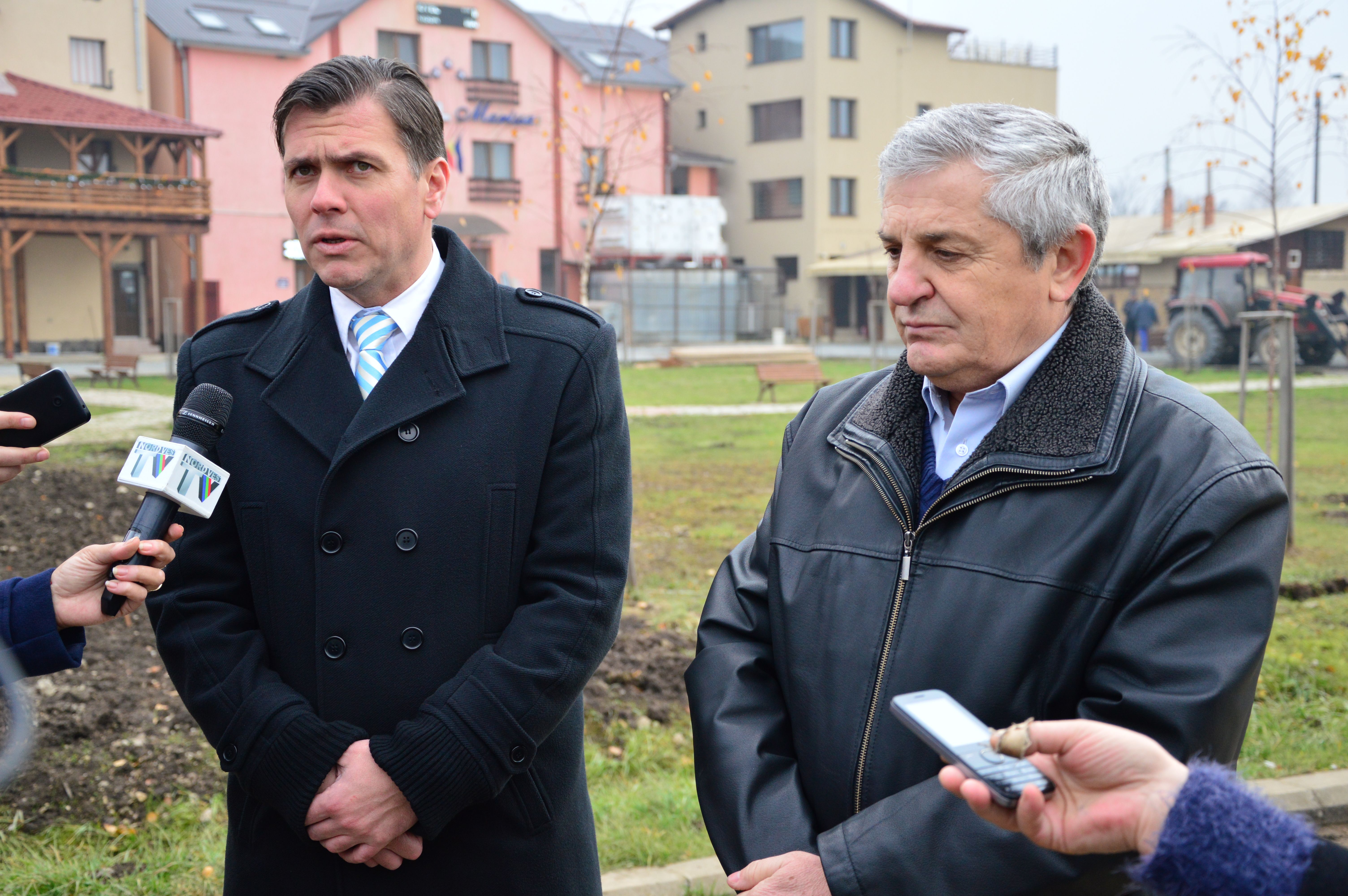 Autorităţile sătmărene, ÎMPOTRIVA înfiinţării CENTRULUI pentru REFUGIAŢI. Posibil REFERENDUM la TĂŞNAD