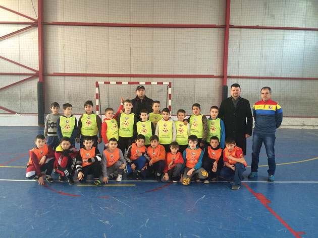 Dacian Nastai a dus campania ”Fotbal pe uliță” la Ardud