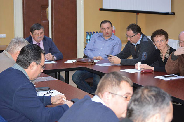 Angajaţii Spitalului Carei, la un pas să fie lăsaţi fără salarii