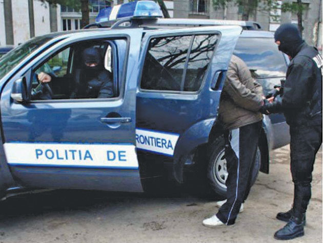 Urmăriţi general reţinuţi la Petea