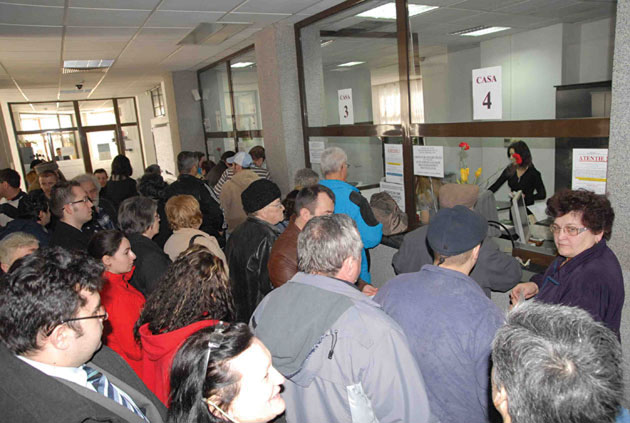 Impozitele şi taxele locale pot fi achitate începând de vineri