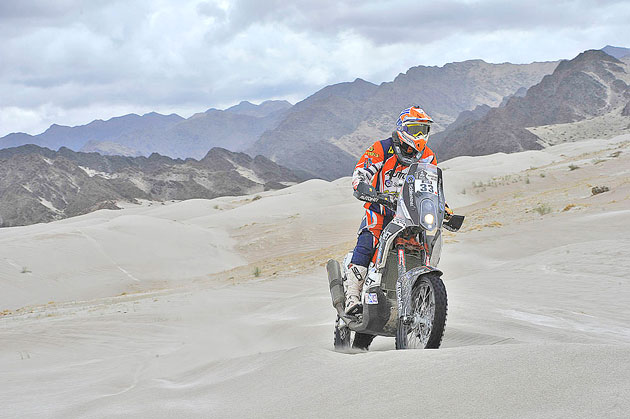 Mani Gyenes e pe 13 la general...