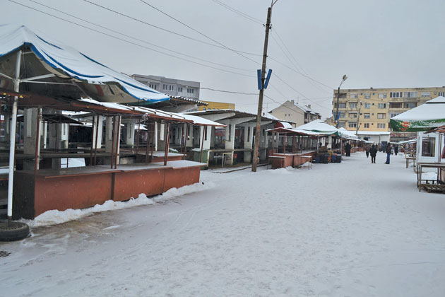 Iarna a pustiit pieţele din Satu Mare