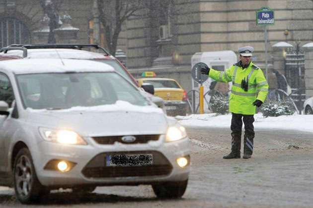 Poliţia Rutieră face apel la şoferi