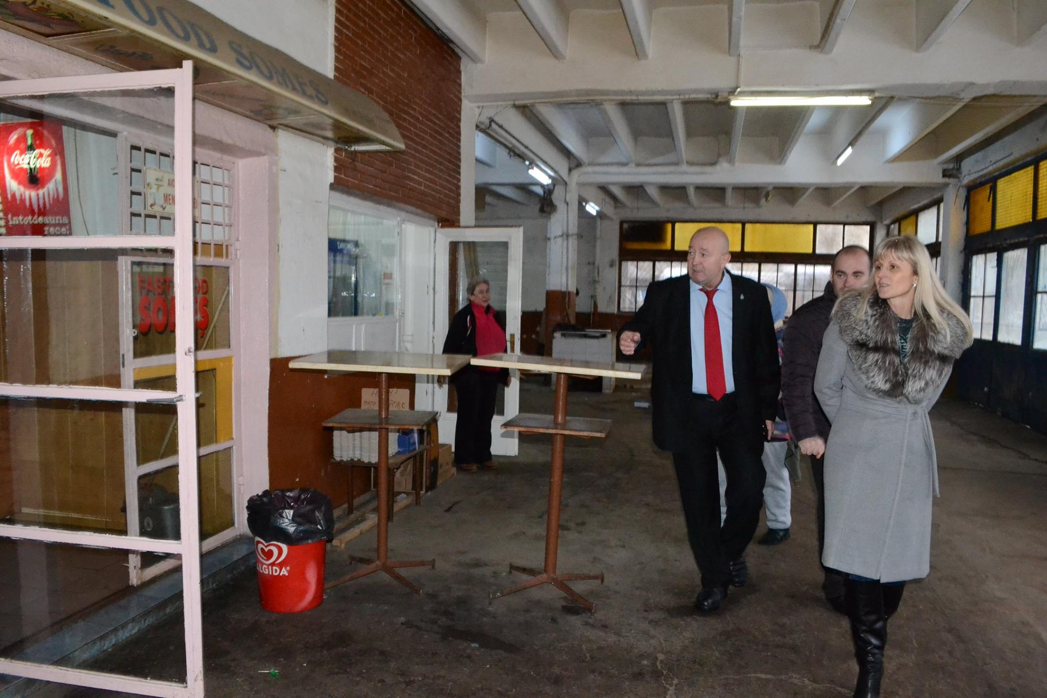 PROMISIUNILE primarului DOREL COICA: "Toate şcolile REABILITATE până în 2020" şi "CARTIER de locuinţe sociale cu o MIE de APARTAMENTE"