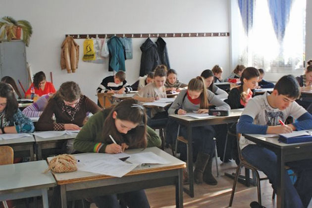 Burse speciale pentru tinerii din Negreşti-Oaş