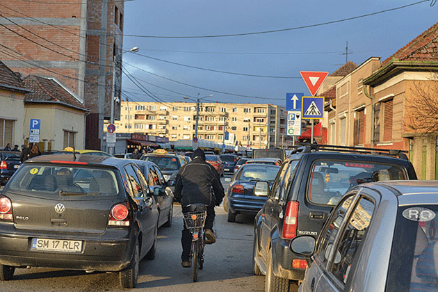 Unul din doi sătmăreni are permis şi maşină