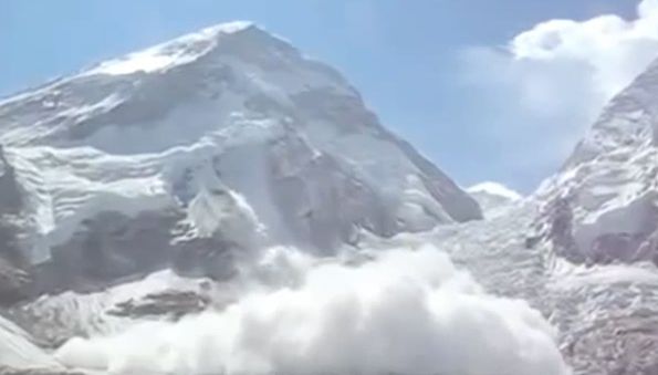 MINUNEA de pe Siachen: Un soldat indian a fost găsit în viaţă după şase zile de la producerea avalanşei