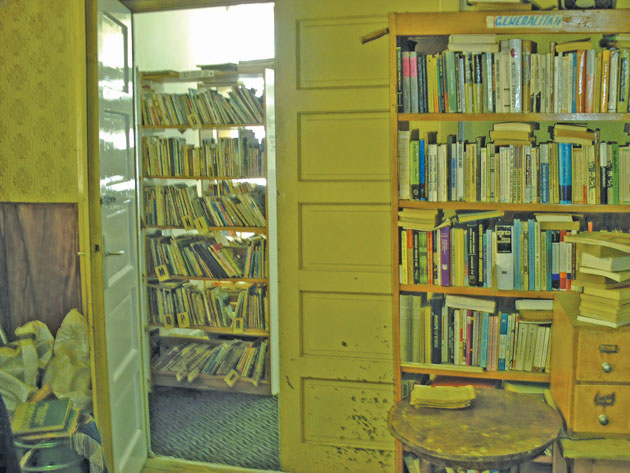 Bibliotecile de la sate există doar pe hârtie