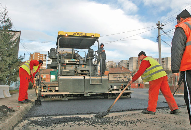 Careiul se pregăteşte de marea asfaltare