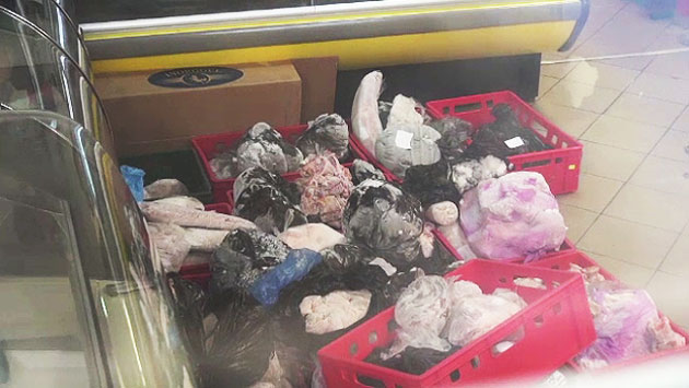 Carne veche de 40 de ani pusă la vânzare la Constanţa!