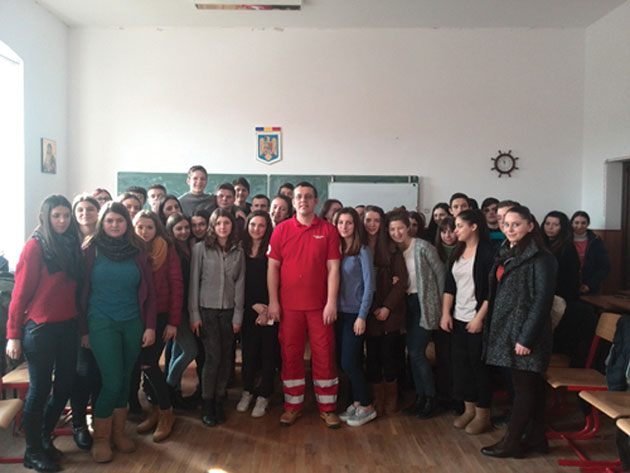 Cursuri de prim ajutor la Colegiul Național „Ioan Slavici”
