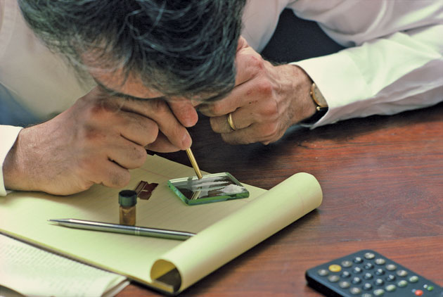 Bărbaţii, cei mai mari consumatori de droguri din judeţ