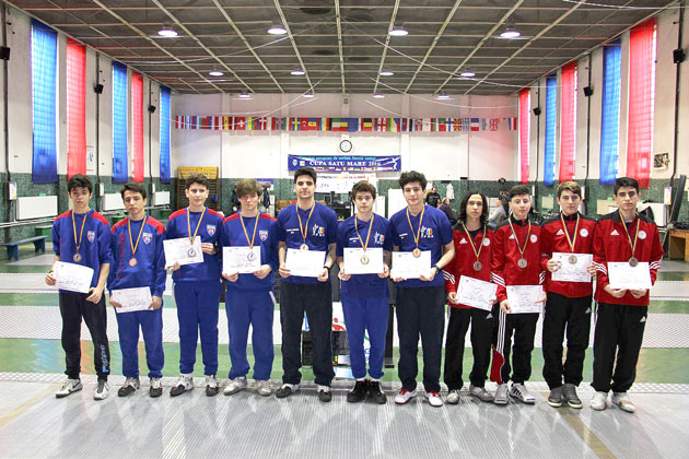 Floretiştii sătmăreni, învinşi în finala mică