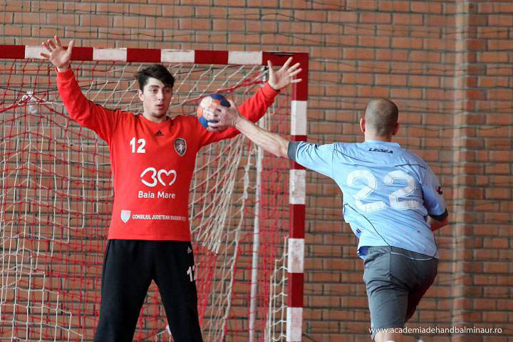 Victorie cu mari emoții în fața  juniorilor de la Minaur