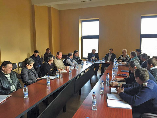 Activitatea funcţionarilor este supraîncărcată