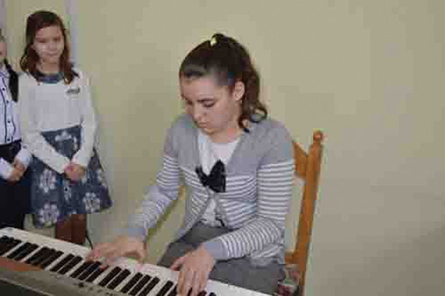 Pictură urbană și ritmuri de pian la Casa Corpului Didactic