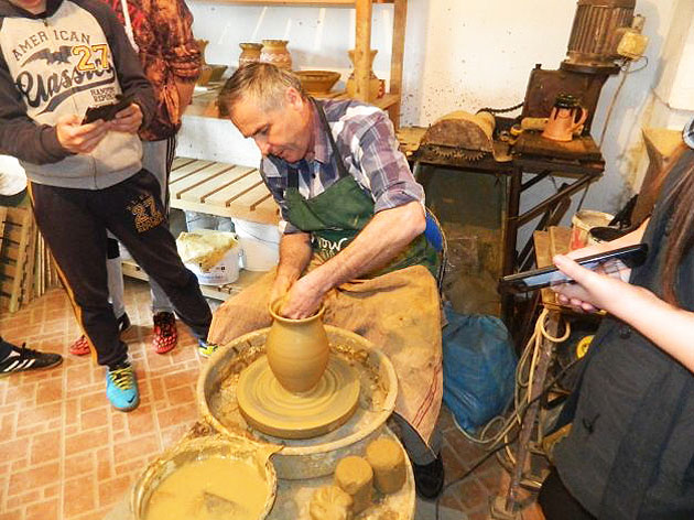 Povestea olarului care a stârnit senzaţie  la Târgul de Turism de la Berlin