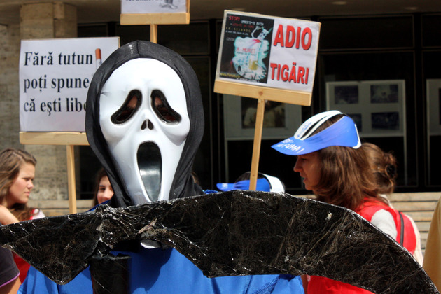 Ultima zi în care se poate fuma în baruri şi cluburi. Harta Europei nefumătoare