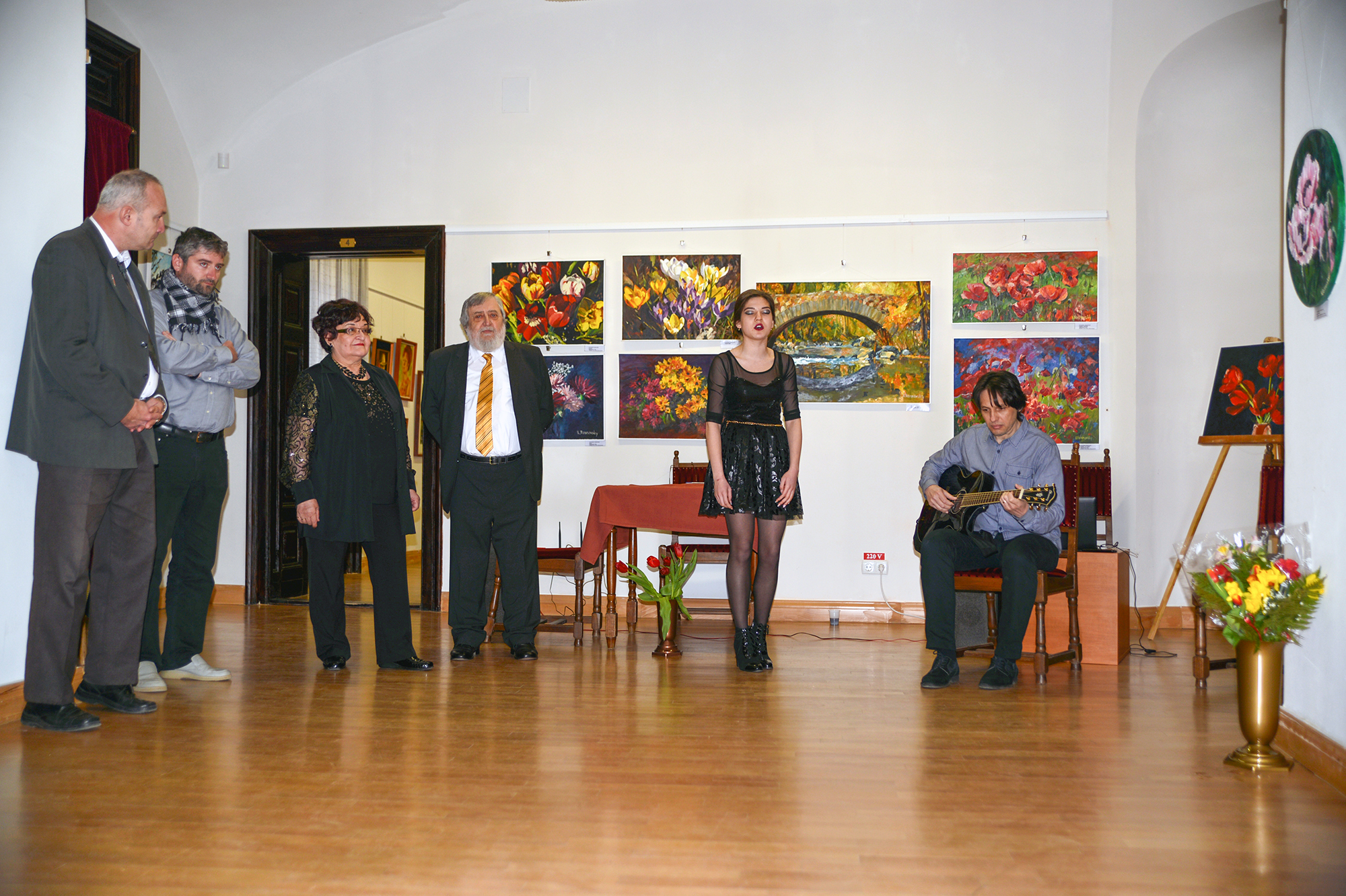 Expoziție de artă, cu caracter caritabil