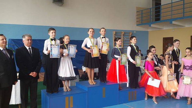 Dublă reuşită pentru sportivii de la Dans Club `92