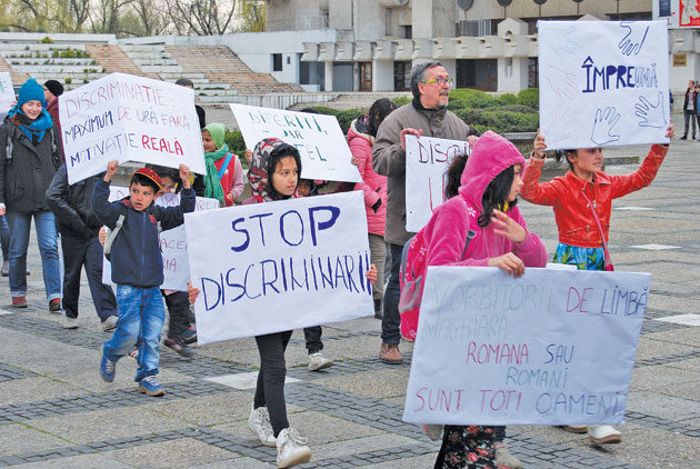 É g a l i t é  –  F r a t e r n i t é