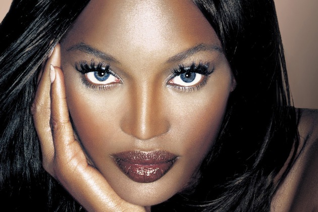 Naomi Campbell a ajuns în scaun cu rotile. Ce a păţit supermodelul