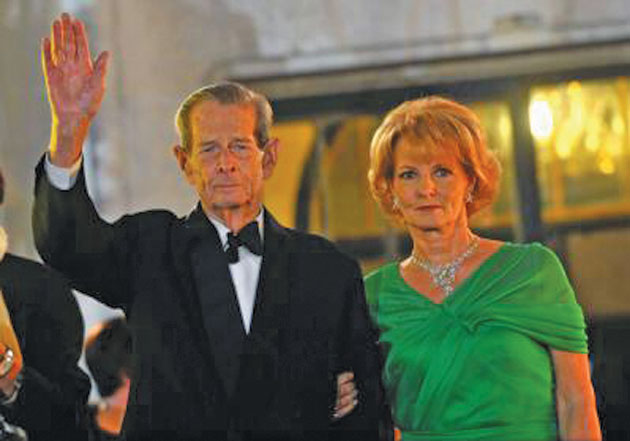 Regele Mihai se retrage din viața publică