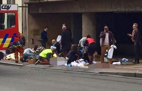 Staţia de metrou Maelbeek, unde a avut loc unul din atentatele teroriste din Bruxelles, redeschisă