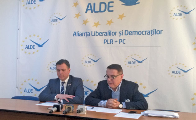 Ştef şi Silaghi, doar cetăţeni români