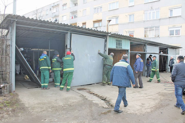 Garajele din Micro 15 și Solidarității scapă de demolare