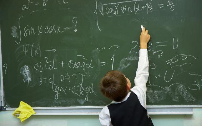 Legea Educaţiei, modificată din nou de deputaţi