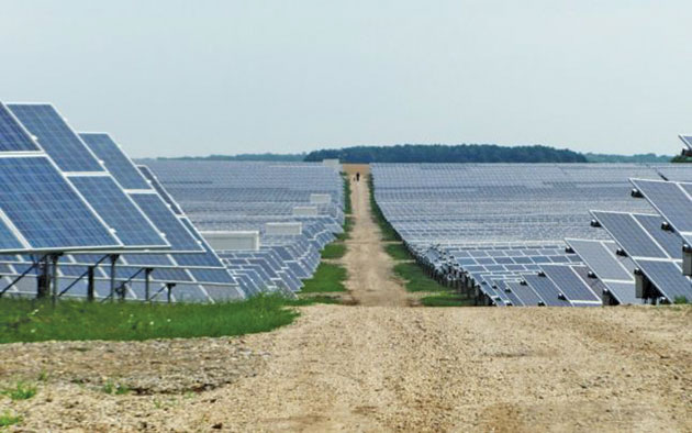 Cel mai mare parc fotovoltaic din ţară se află la Livada