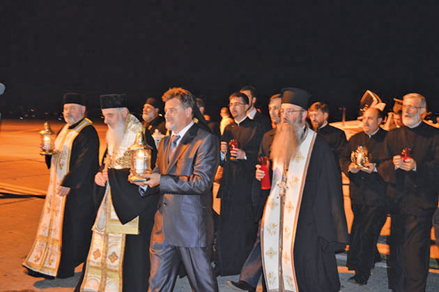 ”Lumina Sfântă” de la Ierusalim ajunge din nou în Satu Mare