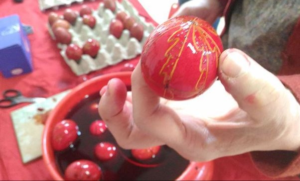 Cum să spunem: Paştele sau Paştile?