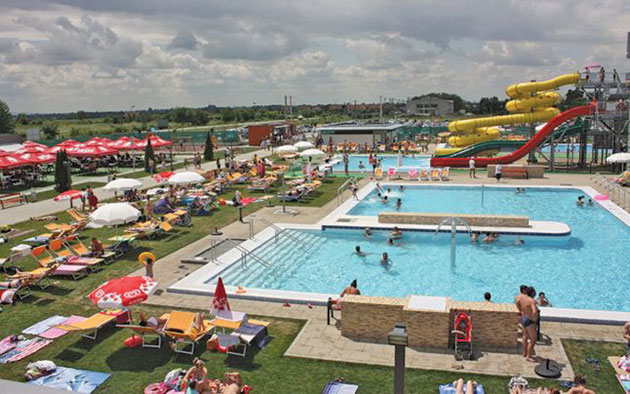 Ştrandurile din Satu Mare aşteaptă cu braţele deschise  turiştii