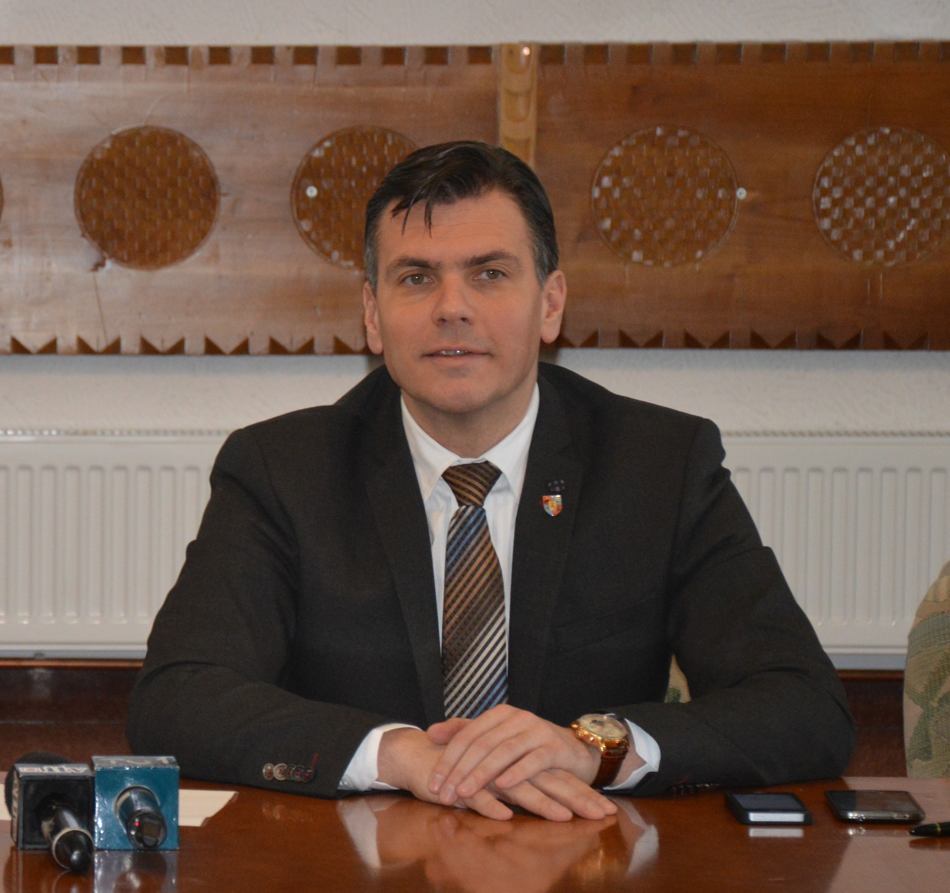 Principalele obiective ALDE sunt reabilitarea, modernizarea și echiparea infrastructurii educaționale, incluzând creșe, grădinițe, școli generale și licee cu profil tehnologic/școli profesionale; reabilitarea termică a clădirilor rezidențiale și refuncțio