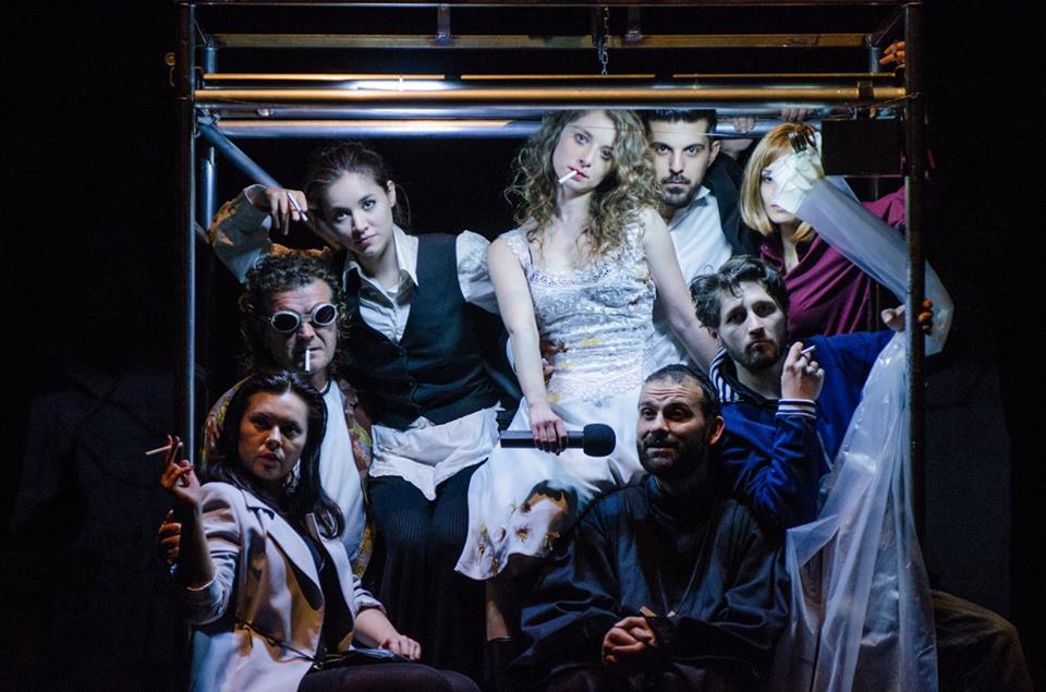 Sing Aleluia  …sau cum o cârciumă devine biserică