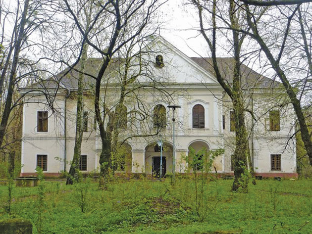 Gloria şi decăderea Castelului Vecsey